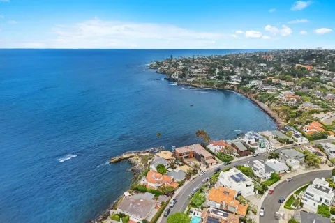 $7,395,000 | 5716 Dolphin Place, La Jolla, CA 92037