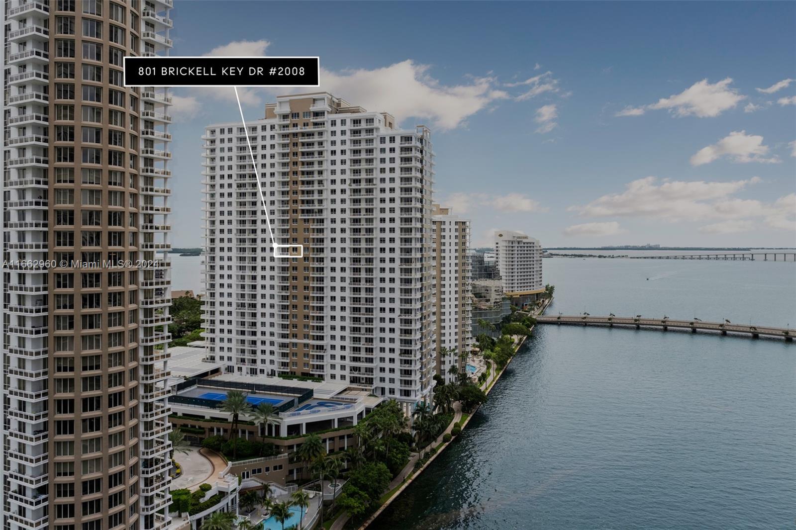 801 Brickell Key Boulevard, Unit 2008 Miami, FL 33131 - Photo 18 of 20 a view of a balcony with an outdoor space