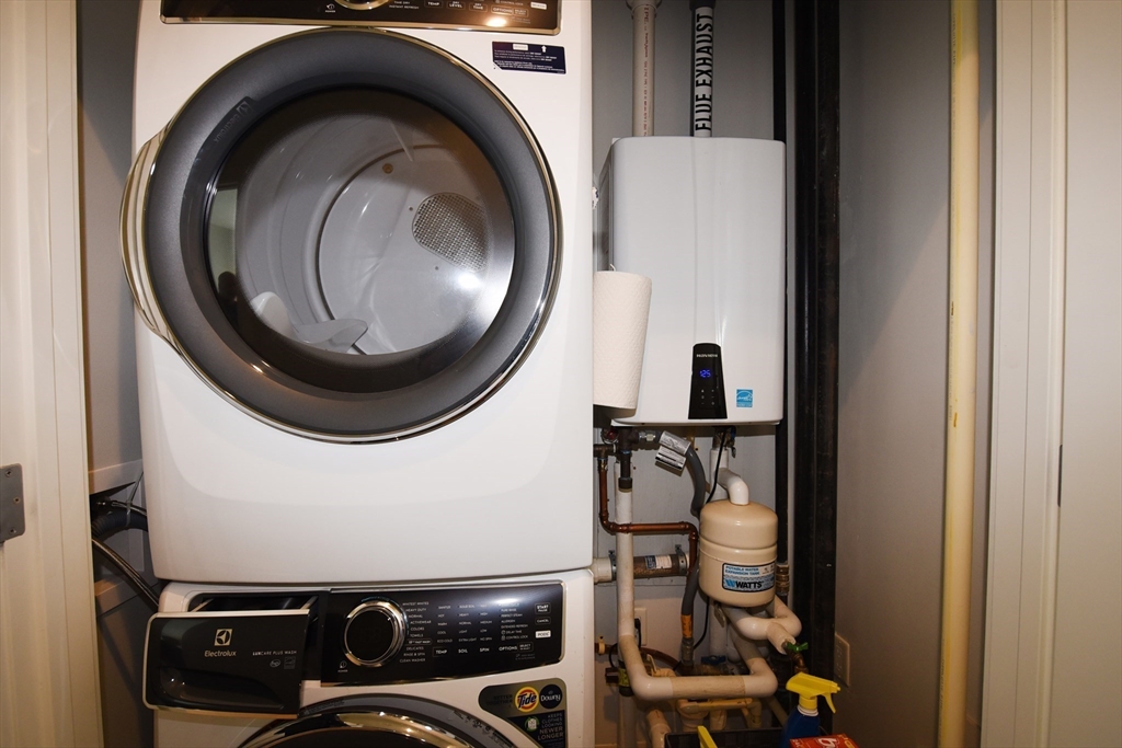 10 Shipyard Drive, Unit 313 Hingham, MA 02043 - Photo 25 of 39 a close view of utility room