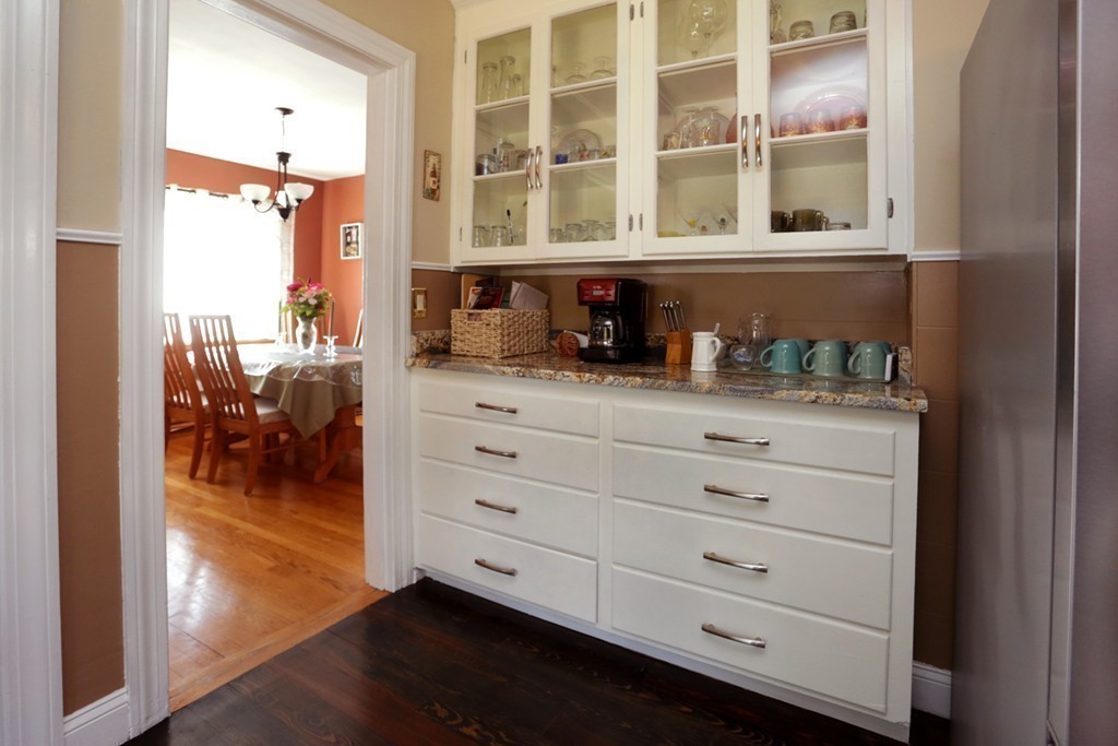 135 Whitehall Road Amesbury, MA 01913 - Photo 11 of 27 Gallery Image 11