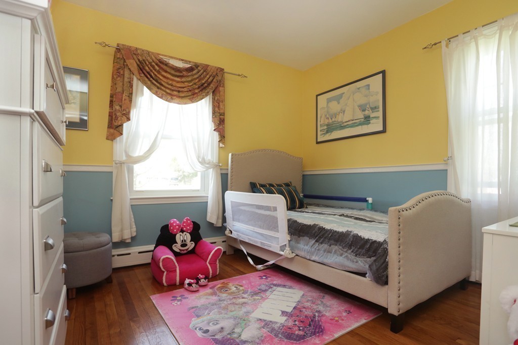 135 Whitehall Road Amesbury, MA 01913 - Photo 15 of 27 Gallery Image 15