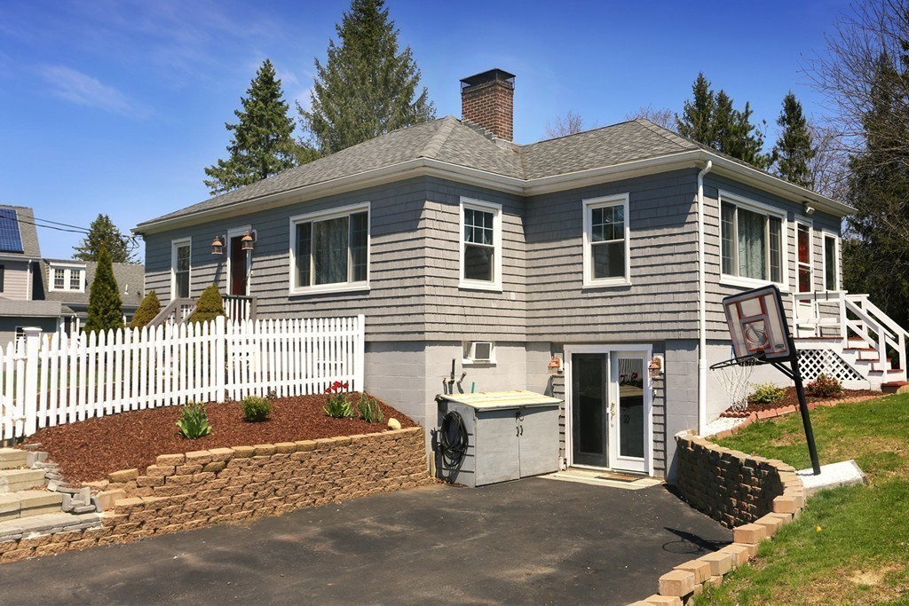 135 Whitehall Road Amesbury, MA 01913 - Photo 26 of 27 Gallery Image 26
