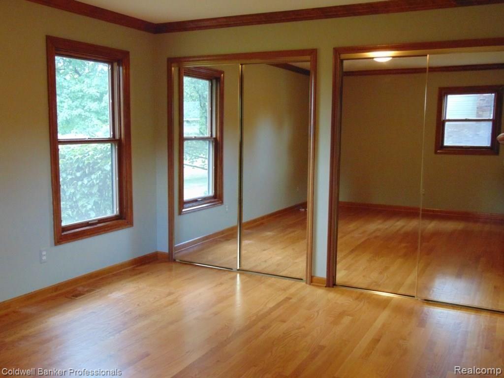 21237 Parklane Road Farmington Hills, MI 48335 - Photo 18 of 56