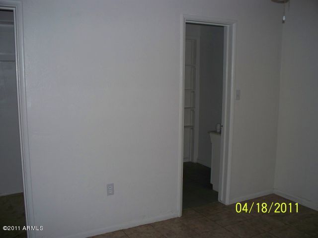 1005 West Elna Rae Street Tempe, AZ 85281 - Photo 7 of 12 bed1