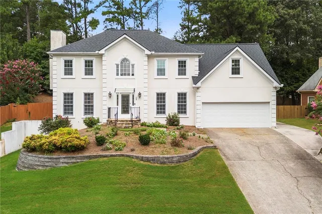 $715,000 | 125 Sandridge Court, Alpharetta, GA 30022