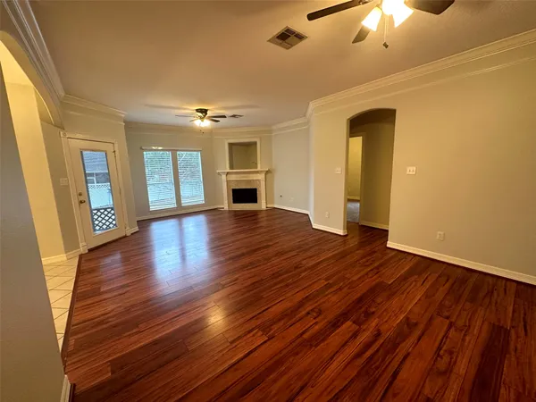 $2,325 | 12629 Capricornus, Willis, TX 77318