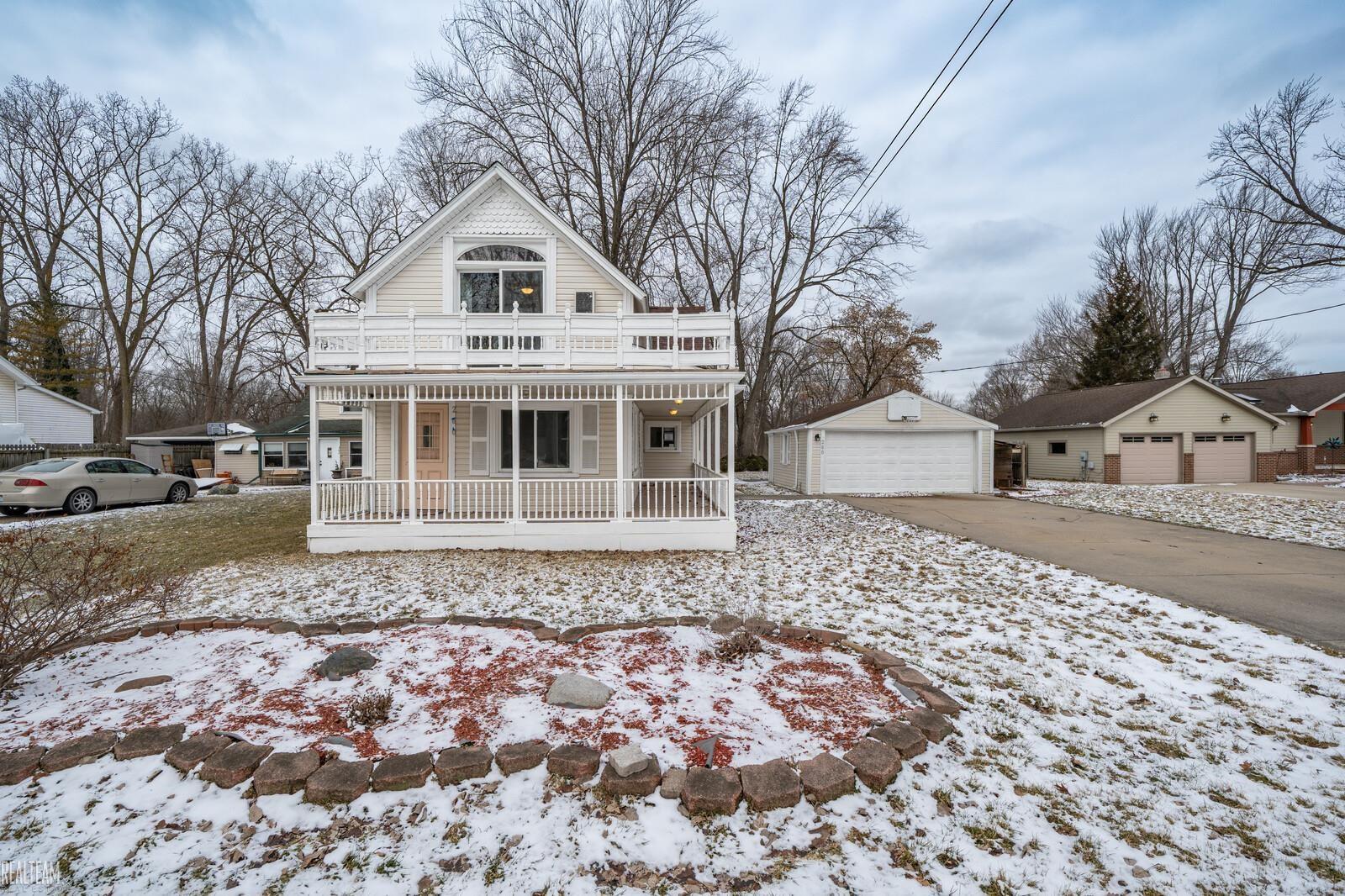 260 Riverside Drive Mount Clemens, MI 48043 - Photo 4 of 27 Gallery Image 4