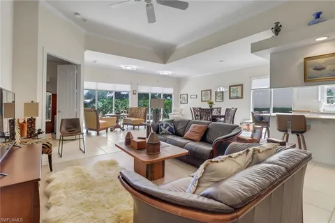 $585,000 | 5047 Jarvis Lane, Naples, FL 34119