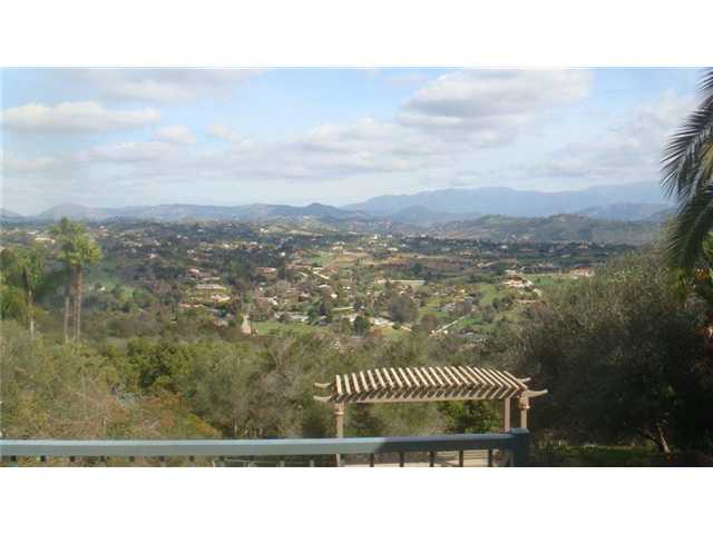6 Rollingview Lane Fallbrook, CA 92028 - Photo 8 of 22