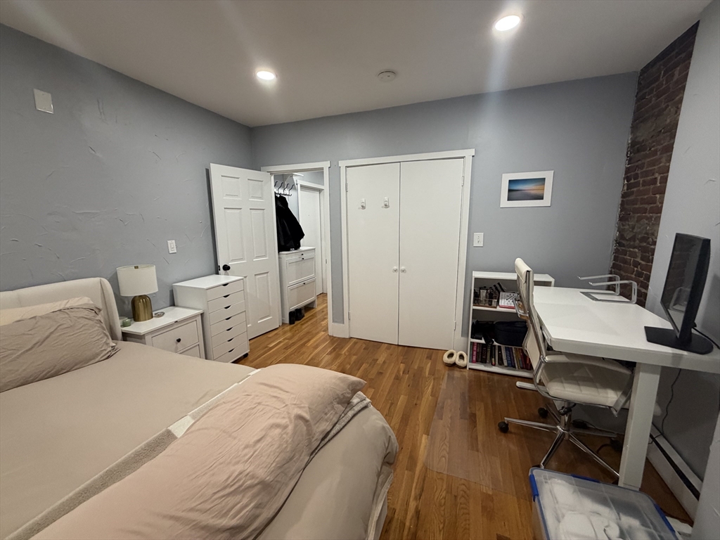39 Irving Street, Unit 1 Boston, MA 02114 - Photo 5 of 12