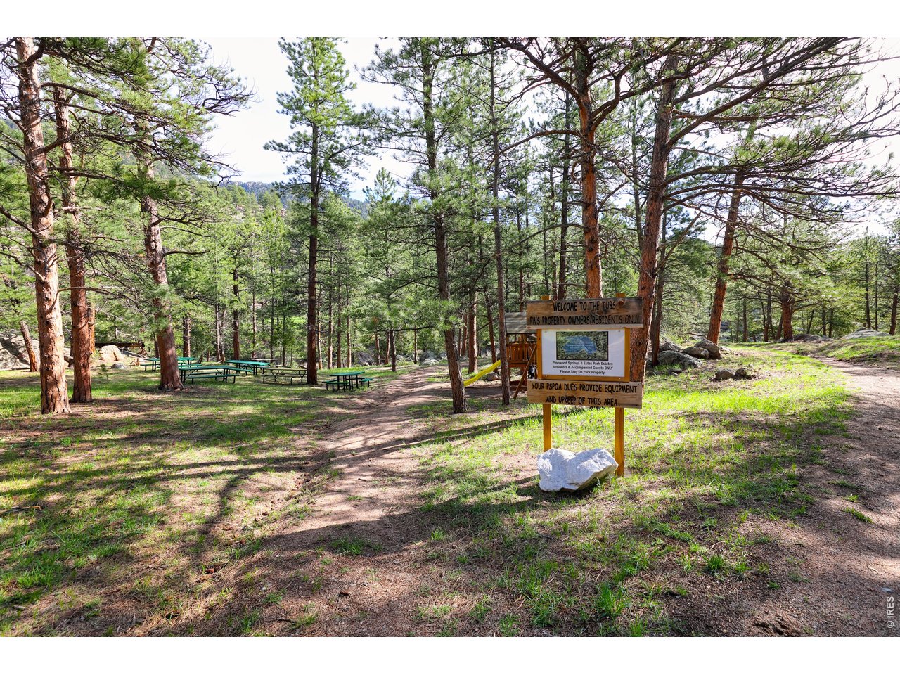 655 Kiowa Road Lyons, CO 80540 - Photo 44 of 48 Pinewood Springs Private Neighborhood Picnic Area