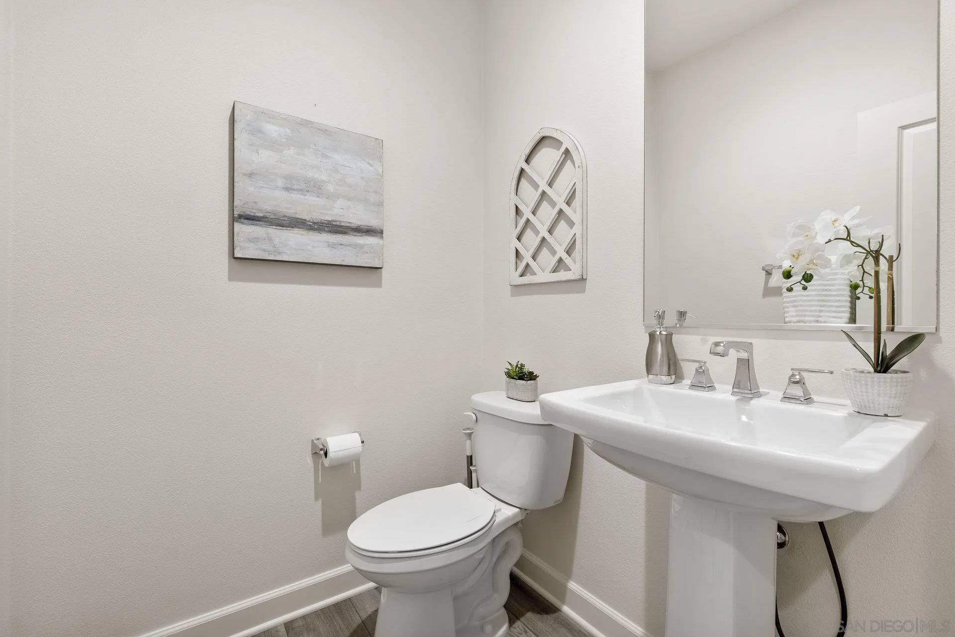 145 Lazurite Road San Marcos, CA 92078 - Photo 8 of 31 Gallery Image 8
