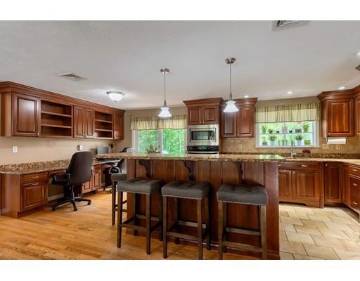 27 Dix Road Maynard, MA 01754 - Photo 3 of 31 Gallery Image 3