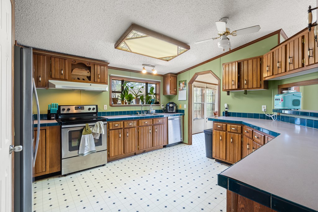 1340 Prince Road Murphy, NC 28906 - Photo 15 of 41