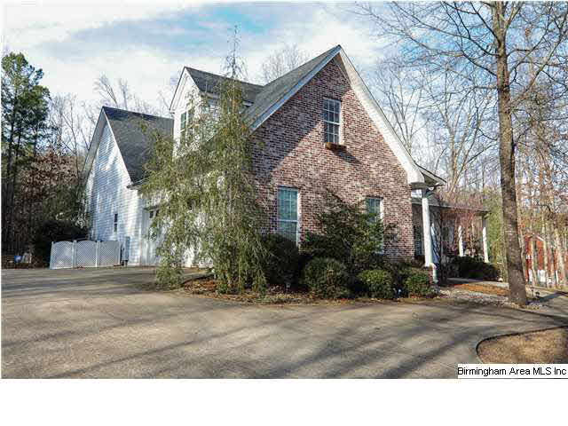 617 Oak Valley Road Springville, AL 35146 - Photo 2 of 32