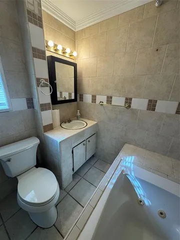 $1,500 | 2121 Cliff Park, Fort Worth, TX 76134