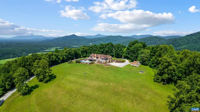 $1,199,000 | 355 Dyson Road, Amherst, VA 24521