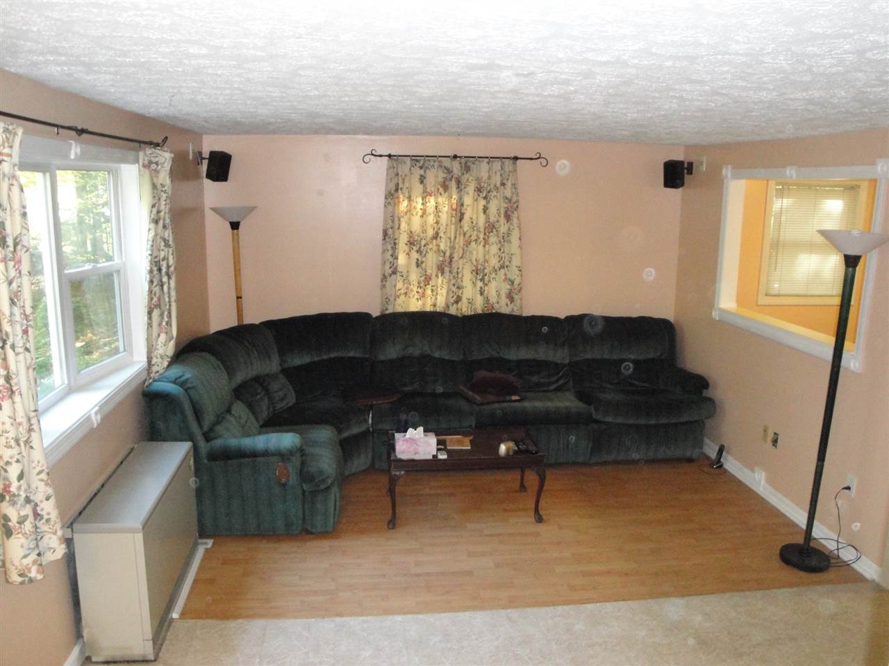 197 N Road Sandown, NH 03873 - Photo 5 of 20