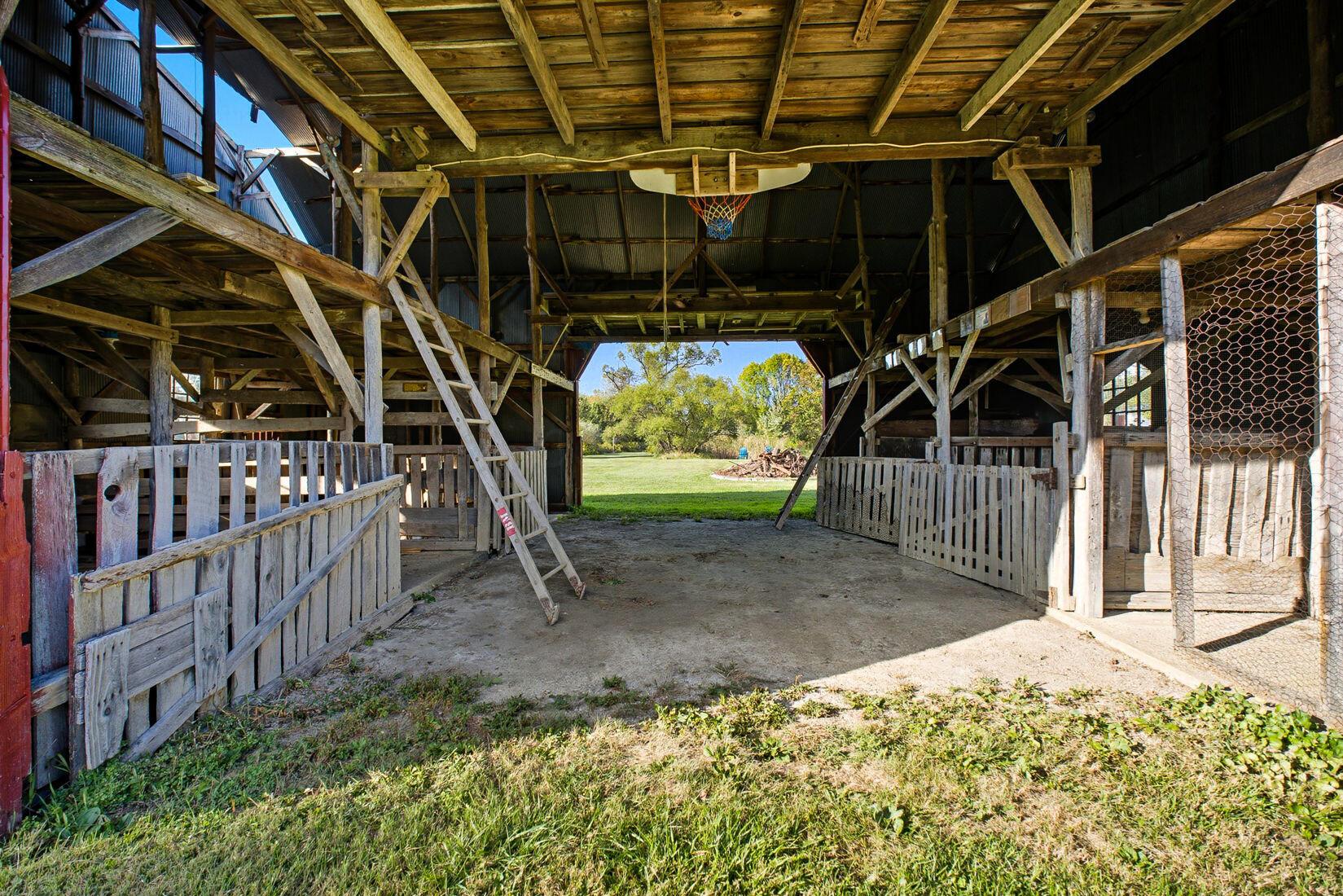 11951 Center Village Road Galena, OH 43021 - Photo 53 of 64 Barn