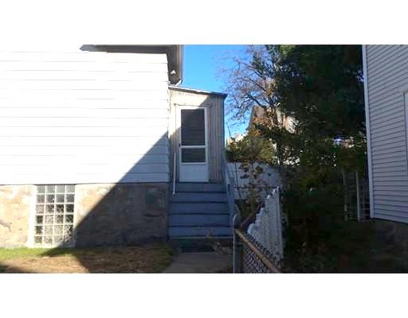 281-285 Grove Street Fall River, MA 02720 - Photo 18 of 21 Gallery Image 18