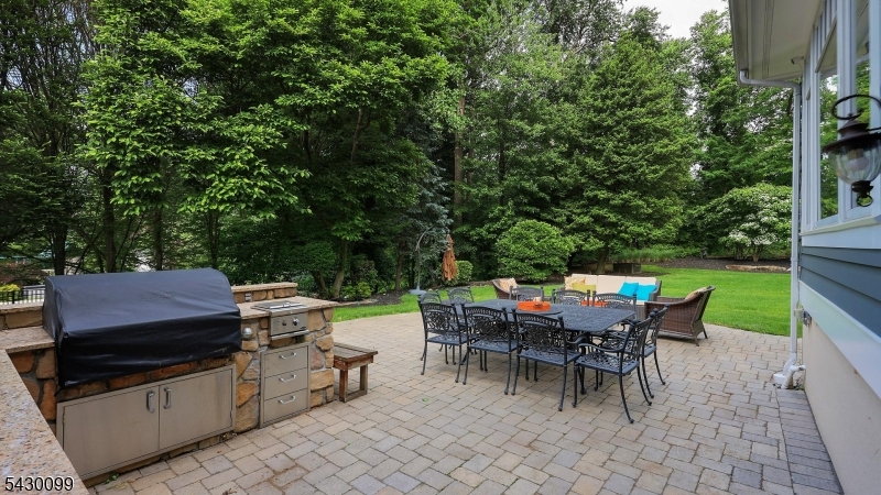 244 Pembrook Road Mountainside, NJ 07092 - Photo 47 of 50