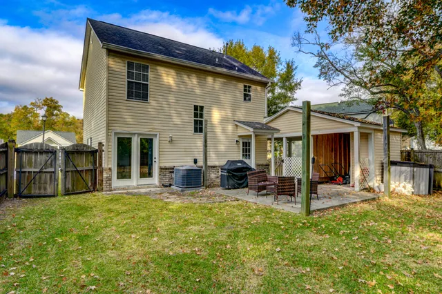 $489,000 | 42 Woodleaf Court, Charleston, SC 29407