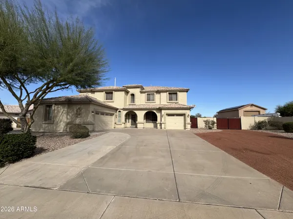 $725,000 | 8382 West Missouri Avenue, Glendale, AZ 85305