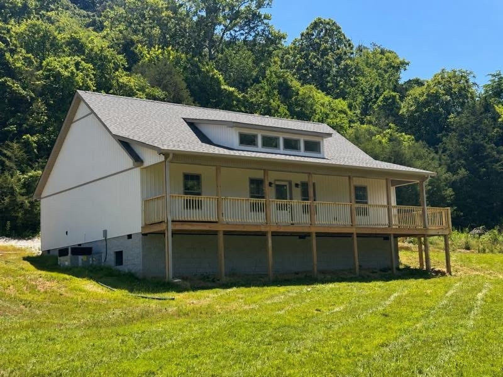 82 Scanty Branch Road Pleasant Shade, TN 37145 - Photo 1 of 17