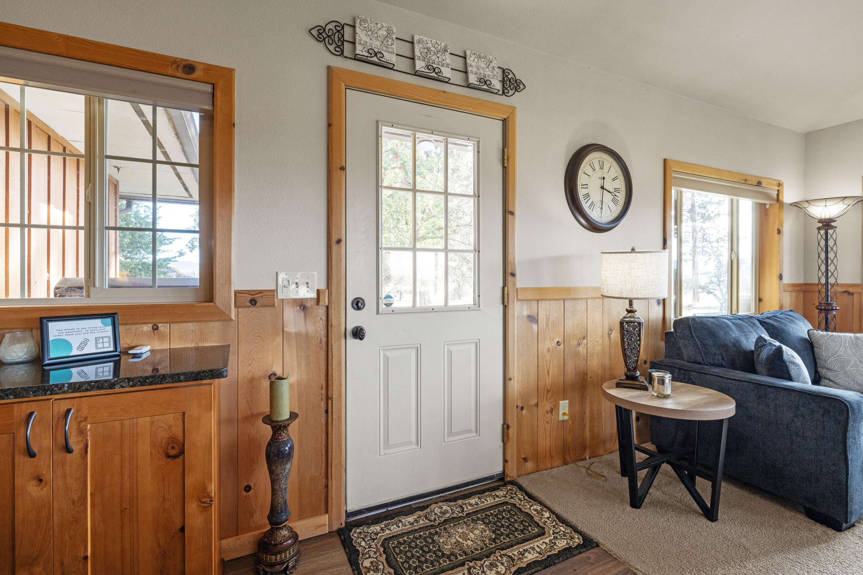 32486 Modoc Point Road Chiloquin, OR 97624 - Photo 11 of 135 32490 Modoc Point Rd-011