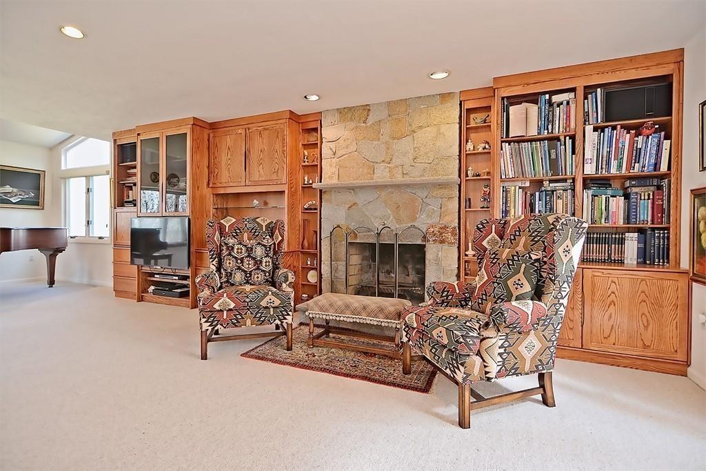 53 Magnolia Road Sharon, MA 02067 - Photo 19 of 41