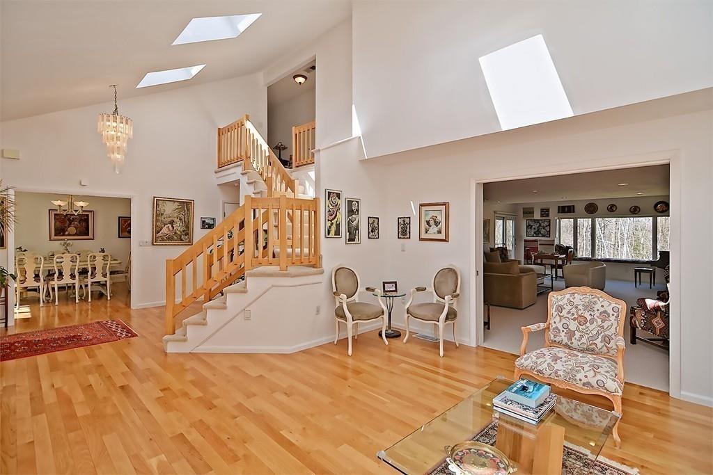 53 Magnolia Road Sharon, MA 02067 - Photo 5 of 41