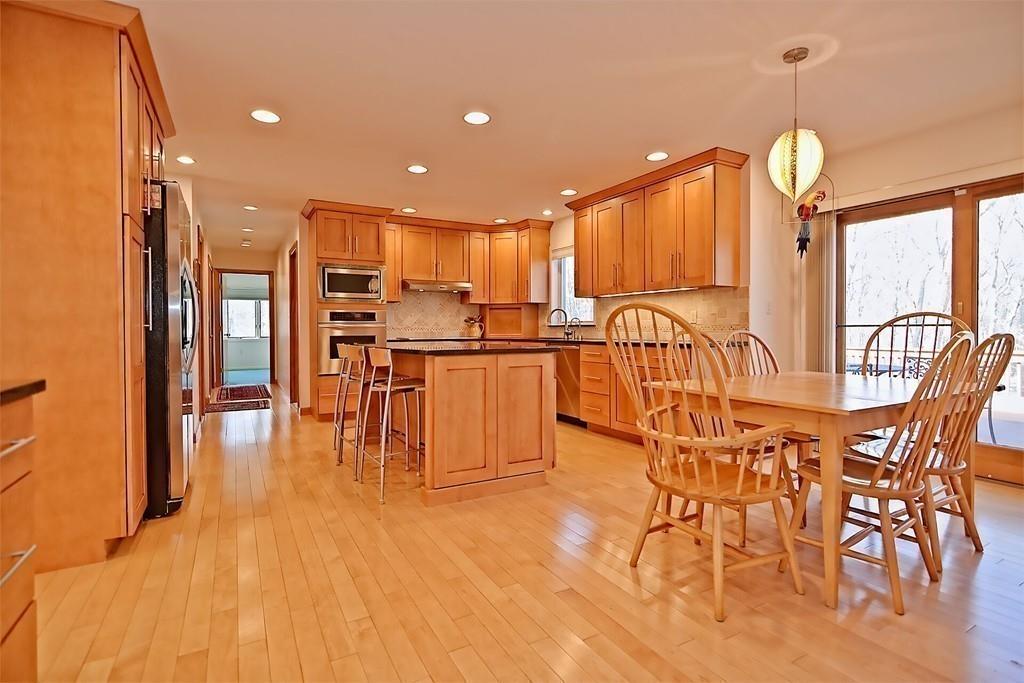 53 Magnolia Road Sharon, MA 02067 - Photo 8 of 41