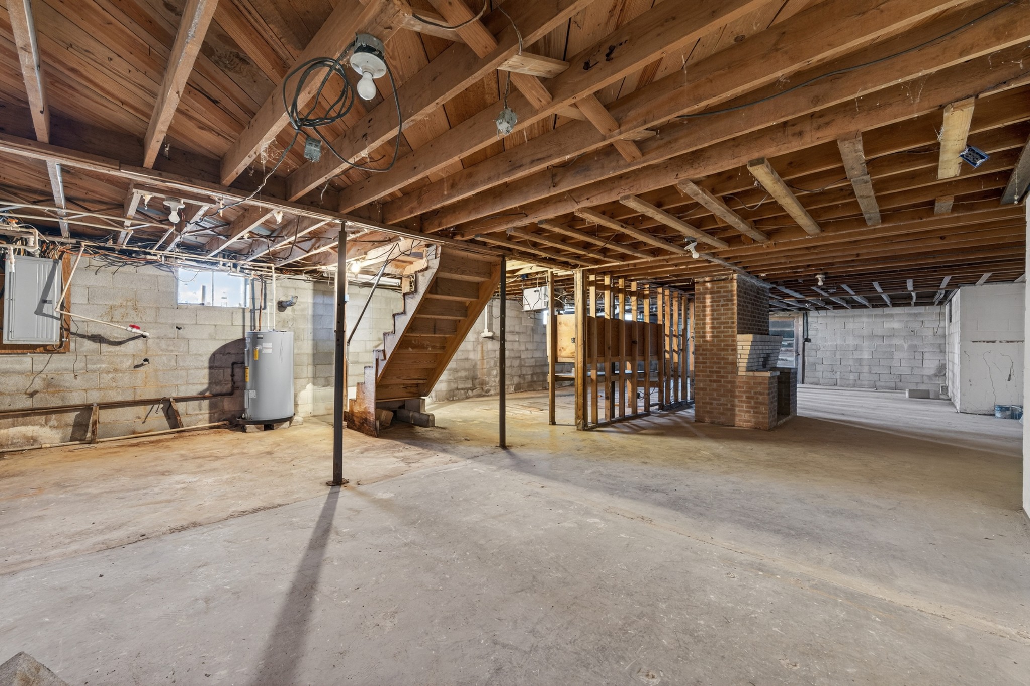 8 East Prospect Road Fayetteville, TN 37334 - Photo 26 of 42 a view of a room with wooden roof