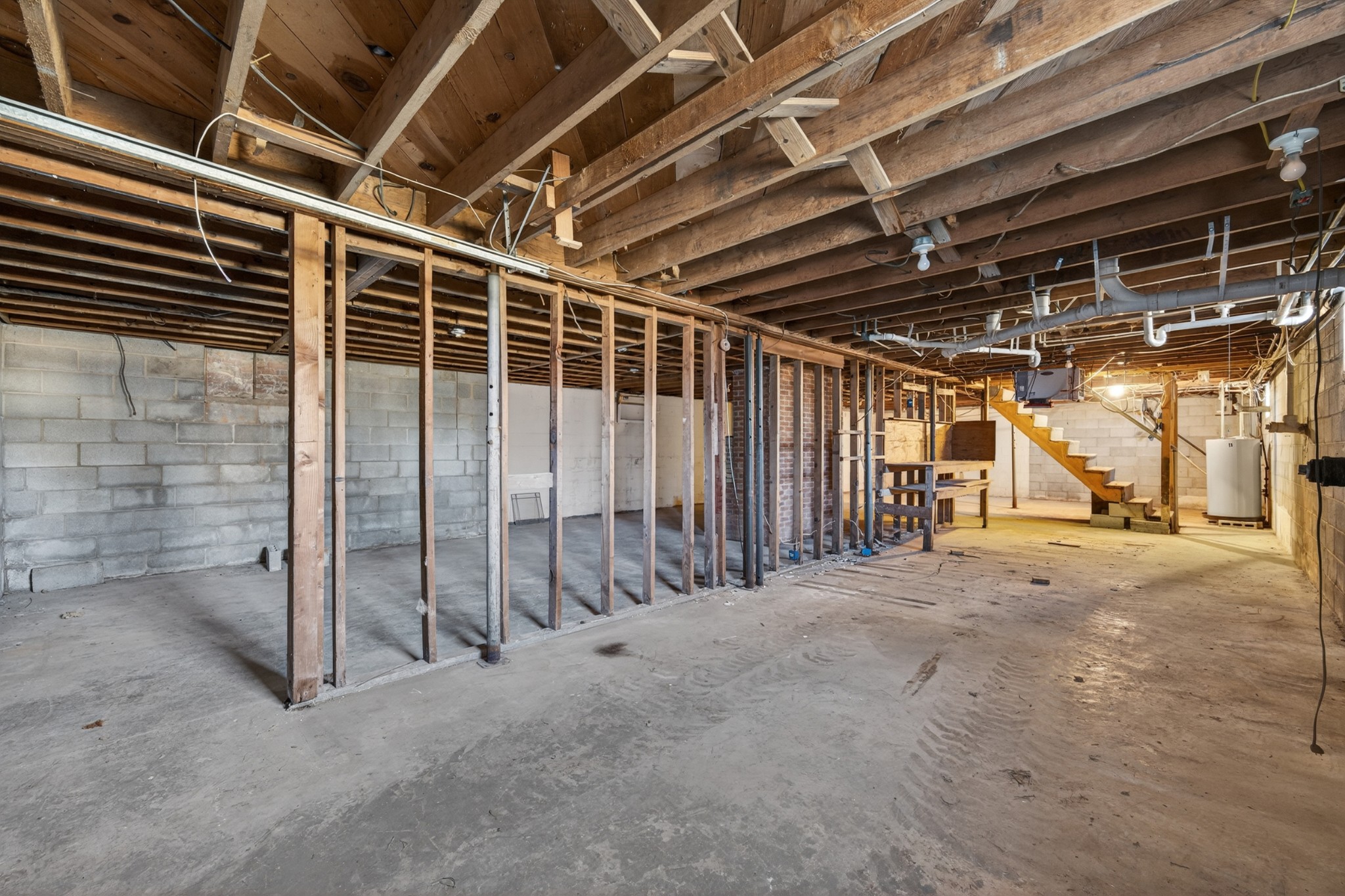 8 East Prospect Road Fayetteville, TN 37334 - Photo 27 of 42 a view of under construction area of a garage