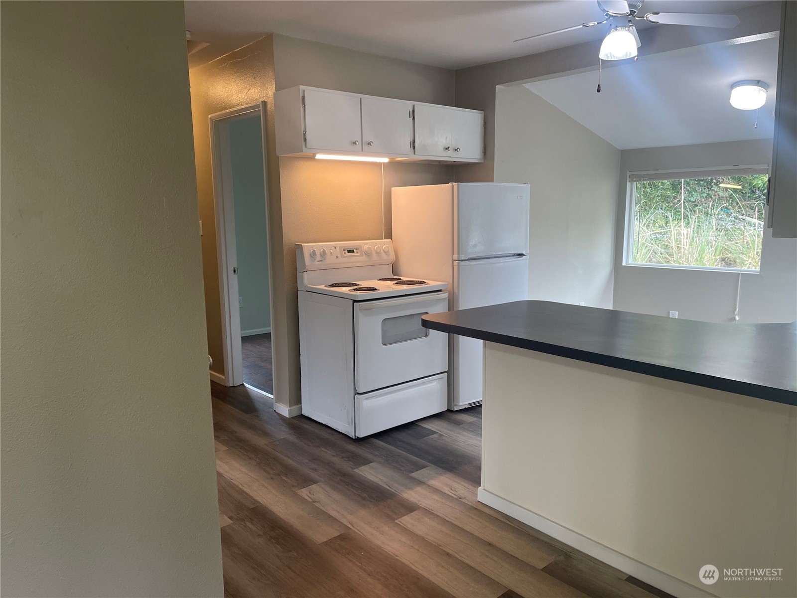 908 Distler Street Cosmopolis, WA 98537 - Photo 5 of 32 Gallery Image 5