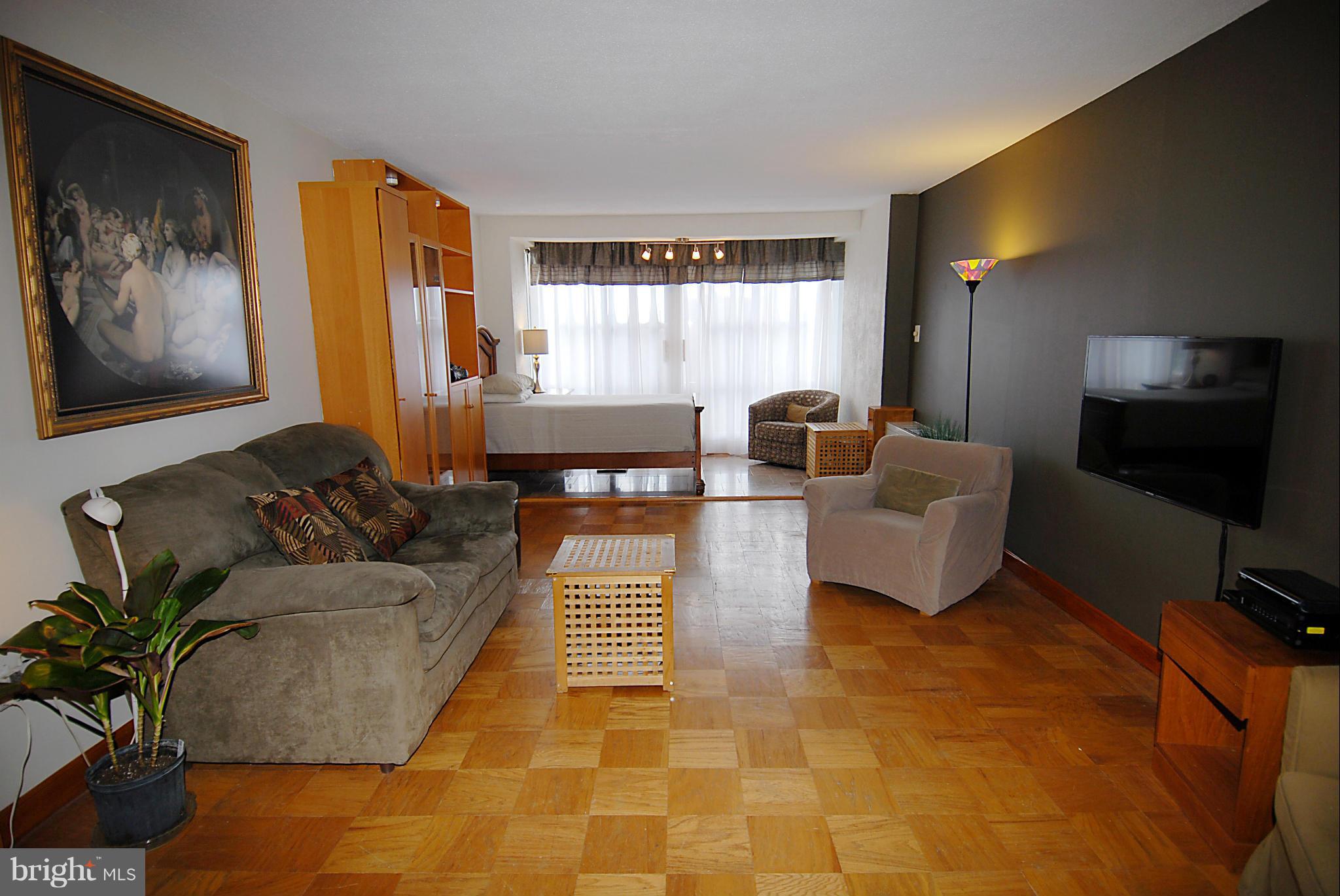 1311 Delaware Avenue Southwest, Unit S642 Washington, DC 20024 - Photo 4 of 17 Interior (General)