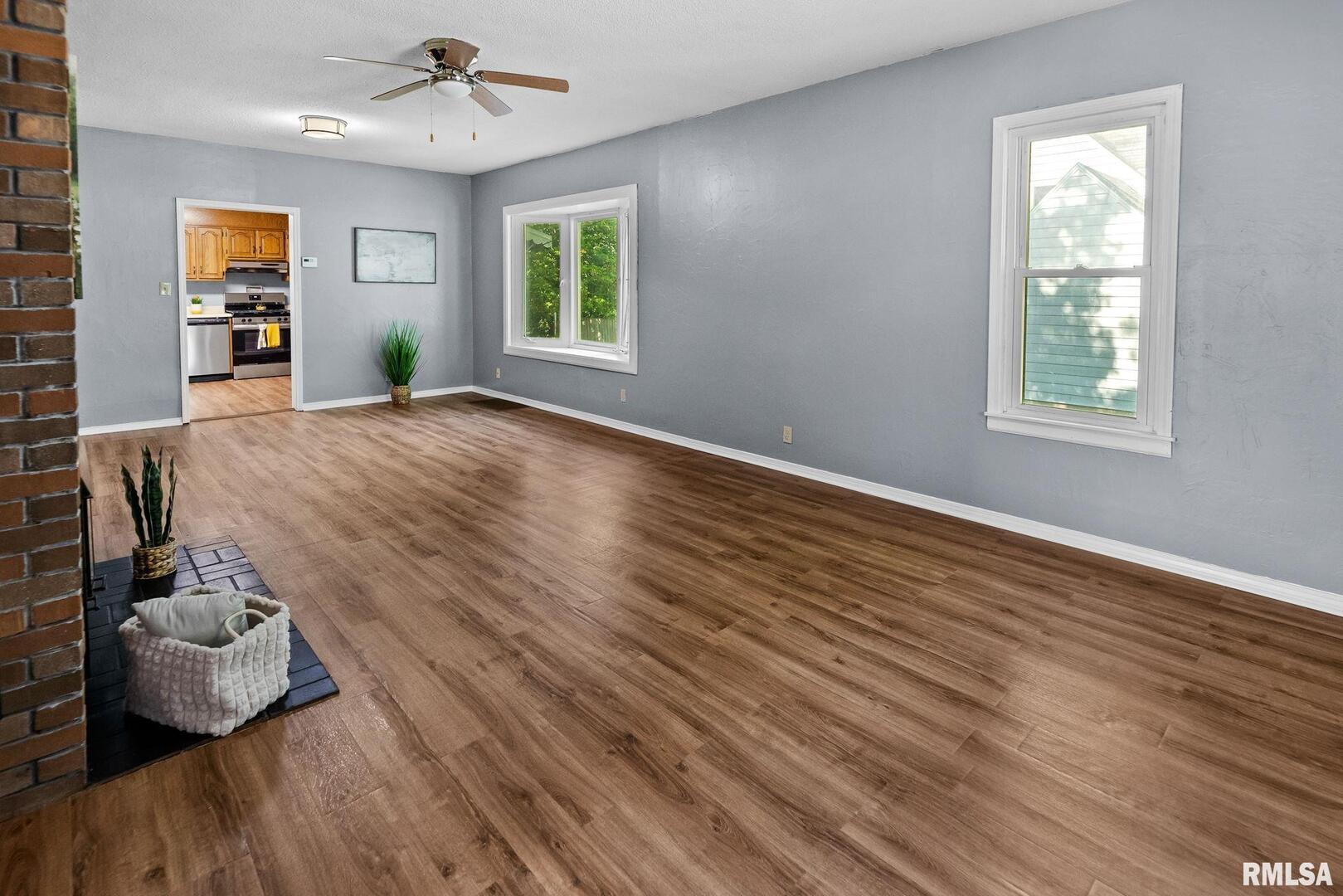 515 East Calumet Street Centralia, IL 62801 - Photo 9 of 37 Gallery Image 9