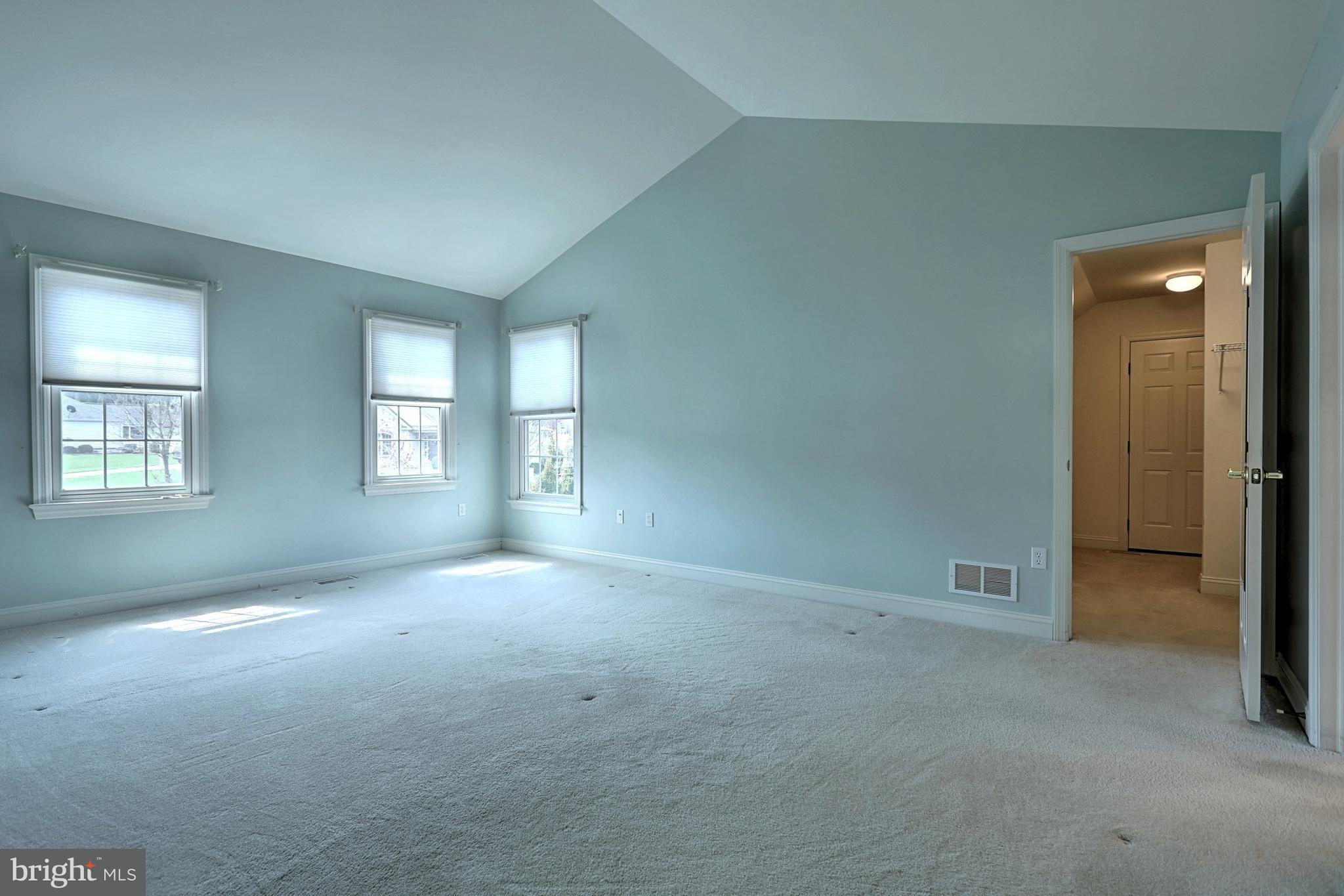 591 Campbell Road York, PA 17402 - Photo 10 of 25 Gallery Image 10