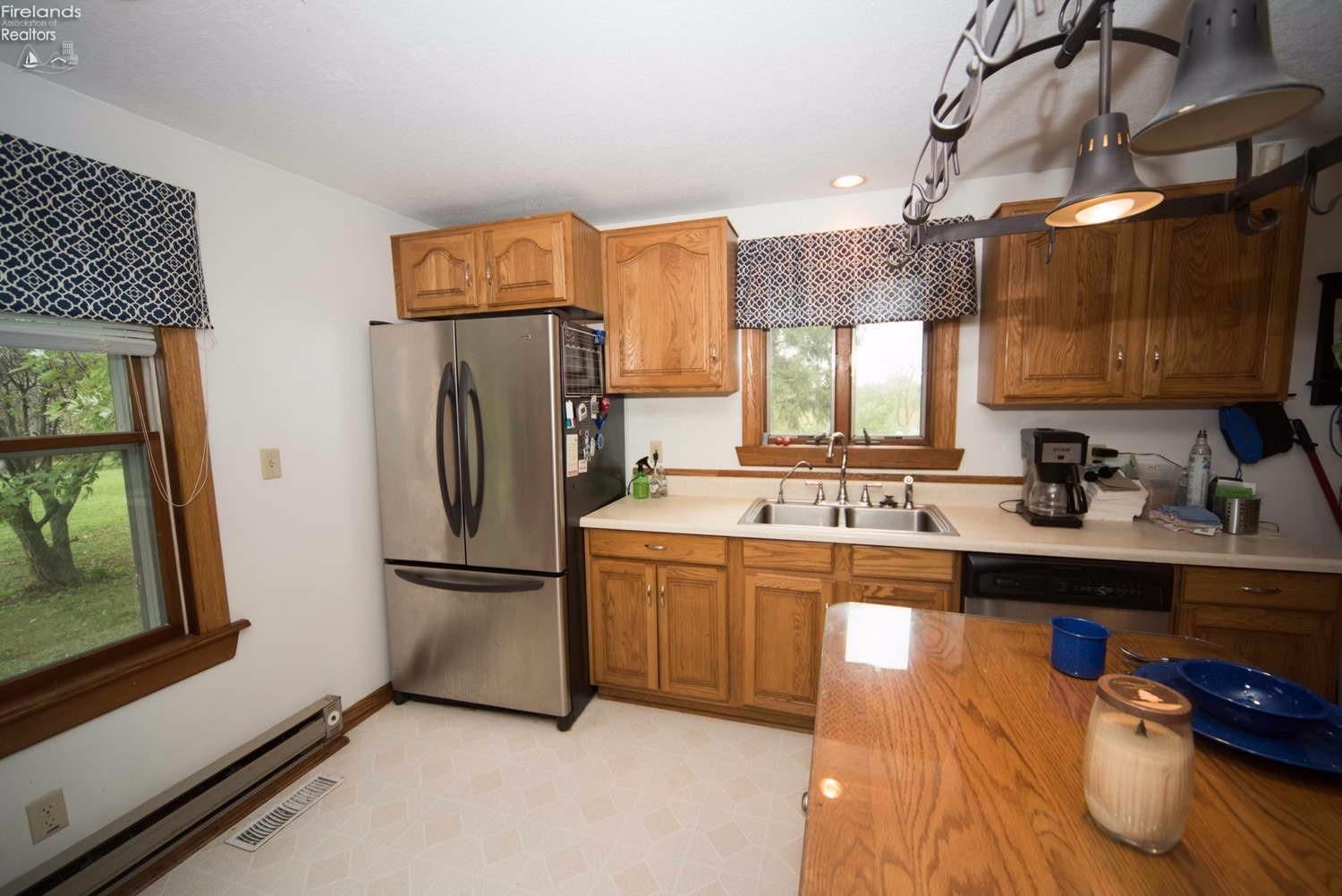 13714 State Rte 2 Oak Harbor, OH 43449 - Photo 3 of 10 Gallery Image 3