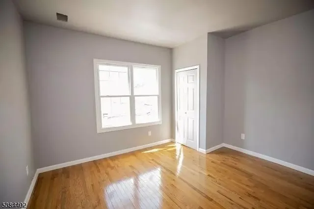 $2,300 | 399 East 28th Street, Paterson, NJ 07514