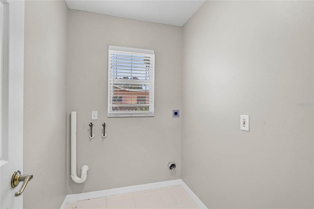 732 Nectar Road Venice, FL 34293 - Photo 16 of 31 Gallery Image 16