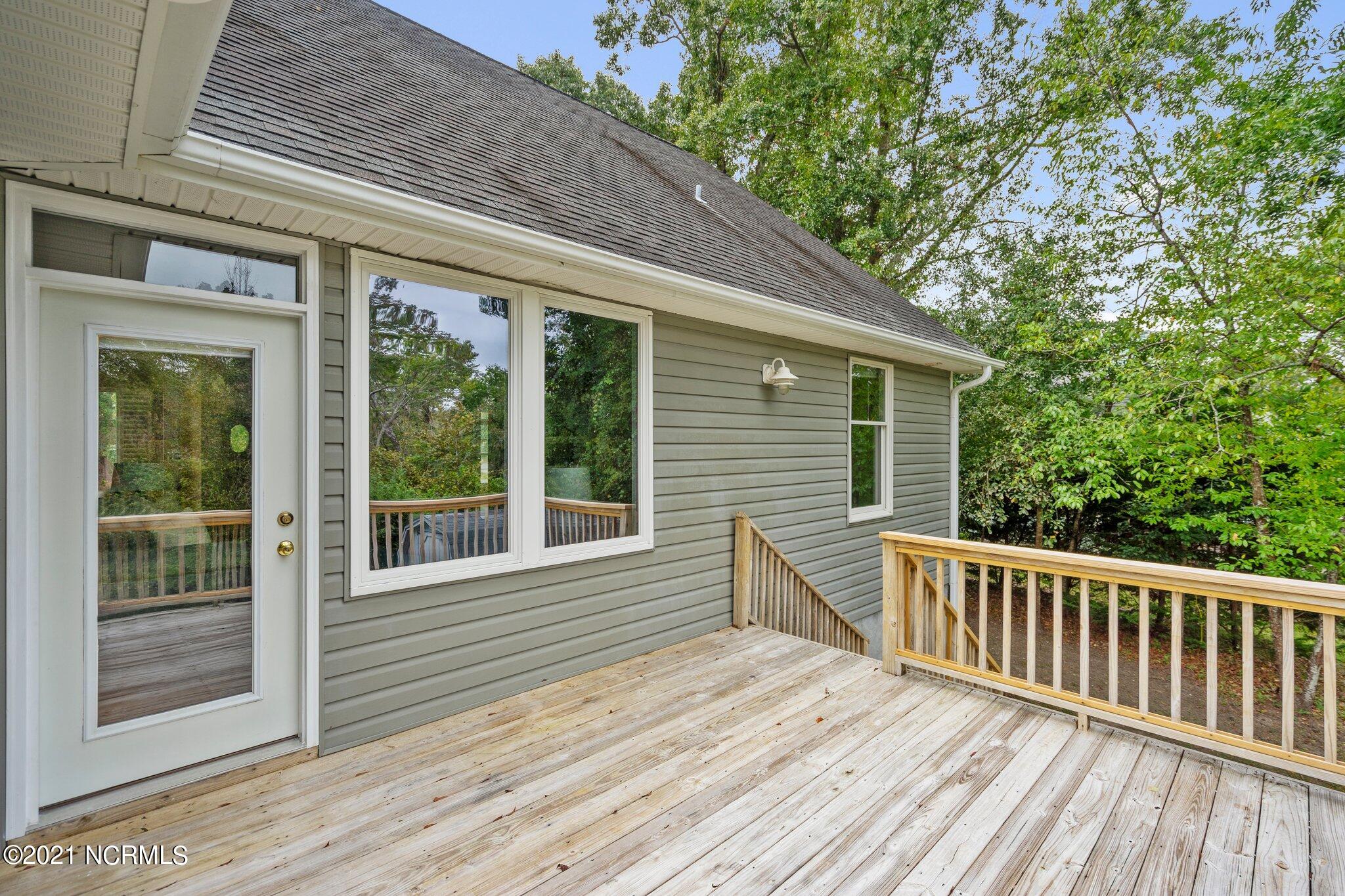 2000 Cordgrass Road Hampstead, NC 28443 - Photo 47 of 66 2000 Cordgrass Road, Hampstead NC 28443 | The Angela Batchelor Team of Keller Williams Innovate | 910.367.5648 | http://greaterwilmingtonareahomes.com