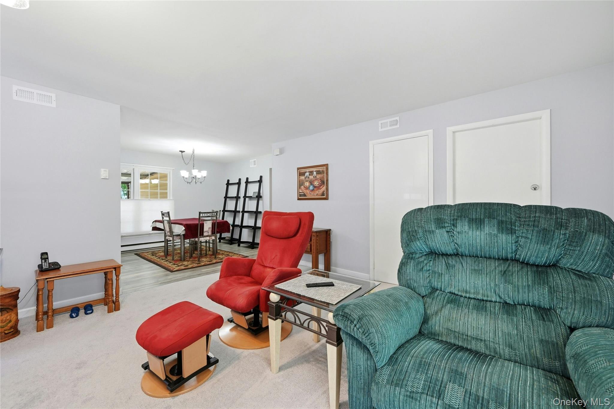 204 Belfast Lane Ridge, NY 11961 - Photo 8 of 23