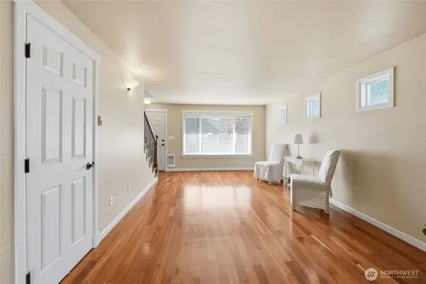 $409,950 | 1721 Madison Street, Unit B, Everett, WA 98203