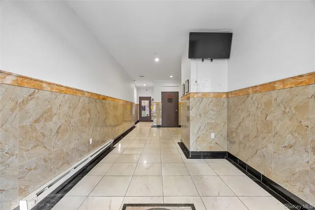 $798,000 | 138-12 Northern Boulevard, Unit 5D | Downtown Flushing