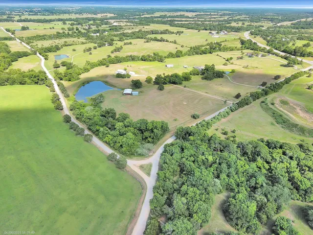 an aerial view of ocean residential house with outdoor space