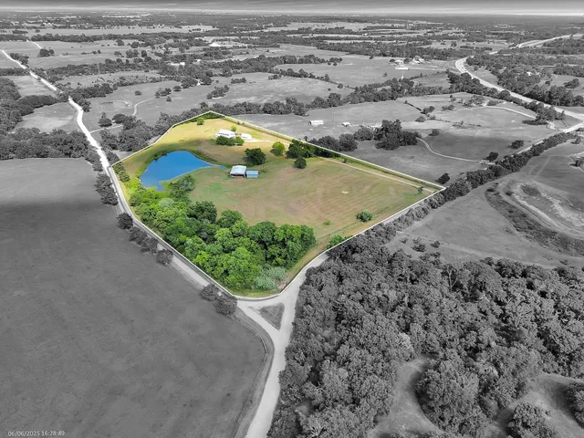 $995,000 | 290 Phillipsburg Church Road, Bellville, TX 77418