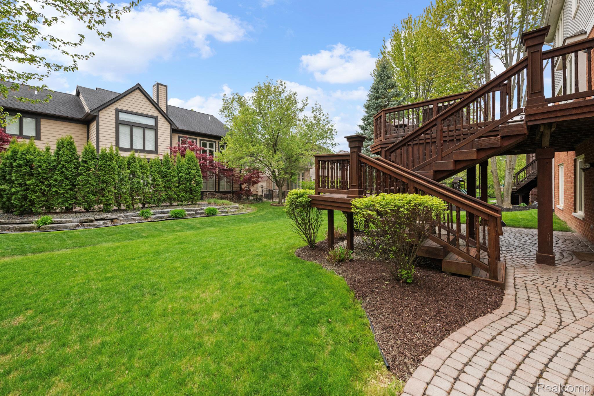 1476 Werth Drive Rochester, MI 48306 - Photo 47 of 55 lower patio area