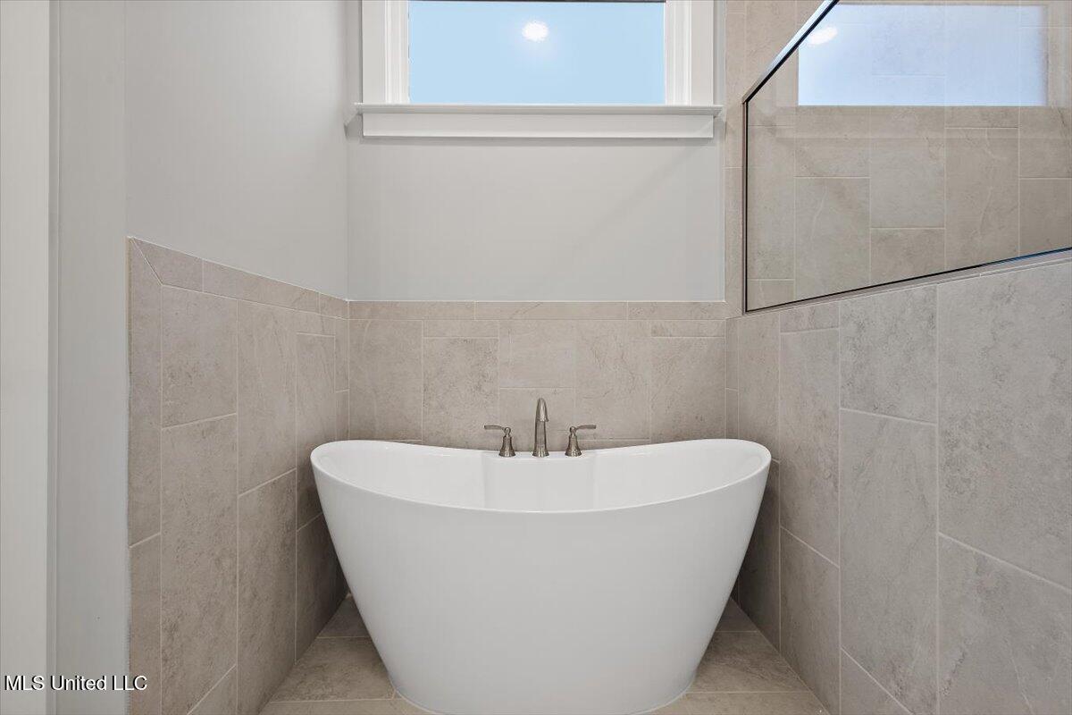 791 Quitman Court East Nesbit, MS 38651 - Photo 19 of 40 Lambert