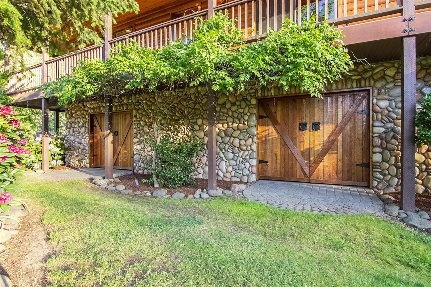 369 Rene Drive Shady Cove, OR 97539 - Photo 29 of 35 Additional Photo